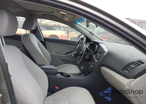 2015 Kia Optima Lx z USA, uszkodzony, nr VIN 5XXGM4A72FG366653